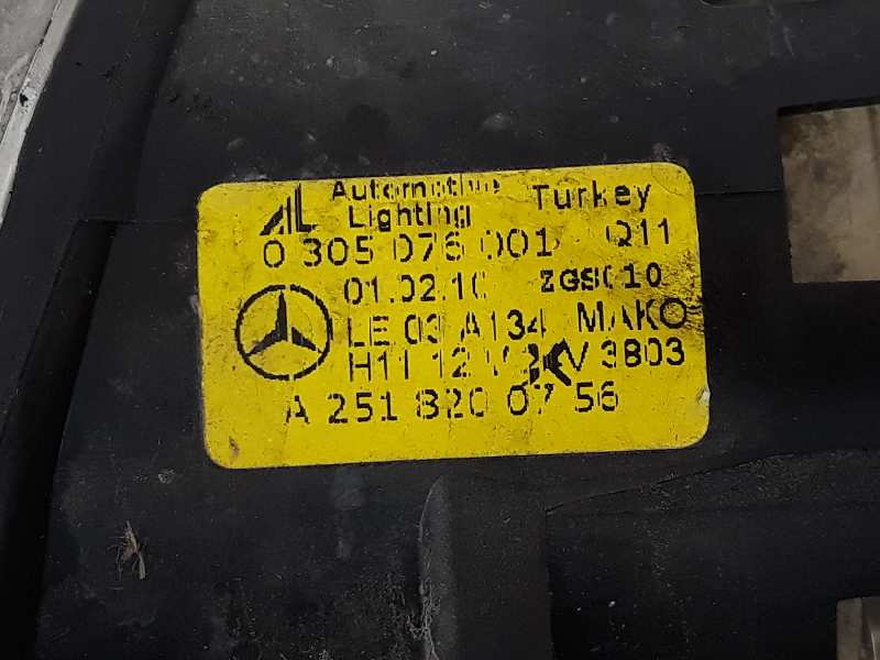 MERCEDES-BENZ C-Class W204/S204/C204 (2004-2015) Левая противотуманка переднего бампера A2518200756, 0305076001, 2518200756 19632832