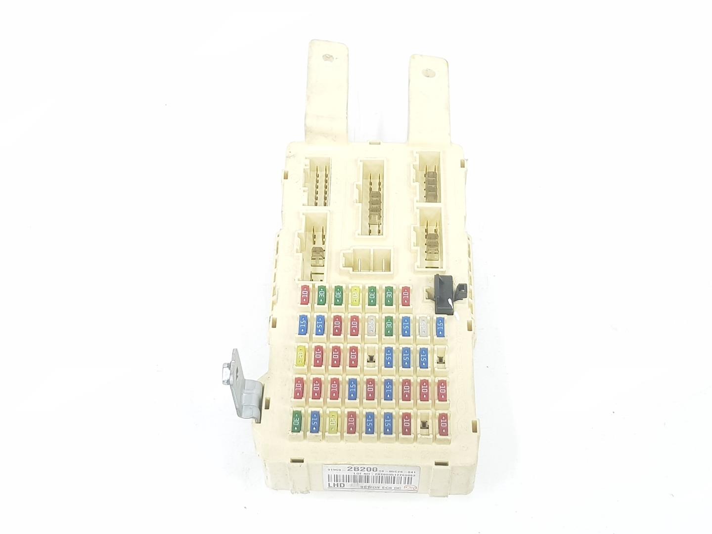 HYUNDAI Santa Fe CM (2006-2013) Fuse Box 919502B200,919502B200 24229093