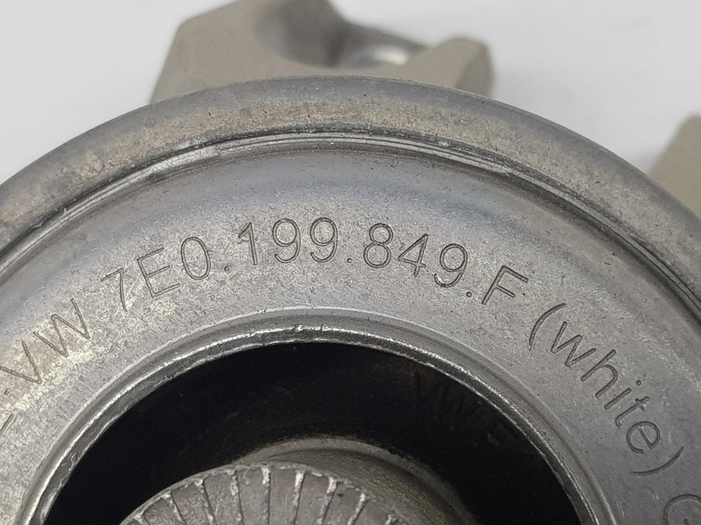 VOLKSWAGEN Transporter T6 (2015-2024) Dzinēja stiprinājums/spilvens labajā pusē 7LA199849C,7LA199849C 24218573