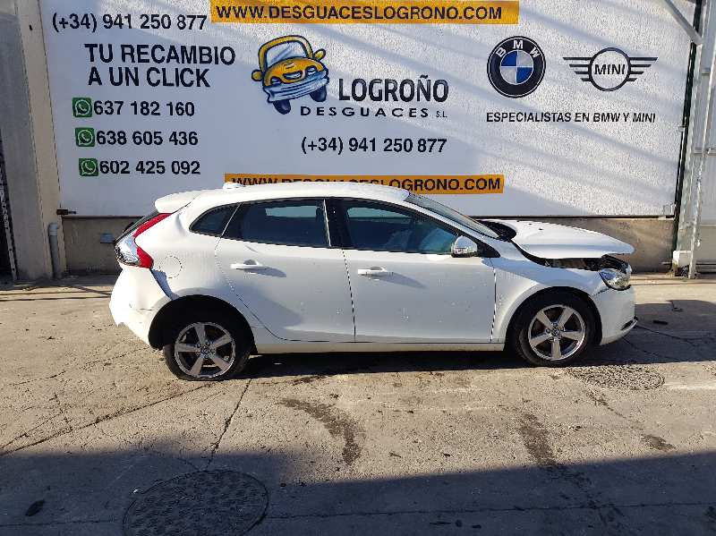 VOLVO V40 2 generation (2012-2020) Aizmugurējās kreisās durvis 32321999,32321999,COLORBLANCO 24196876