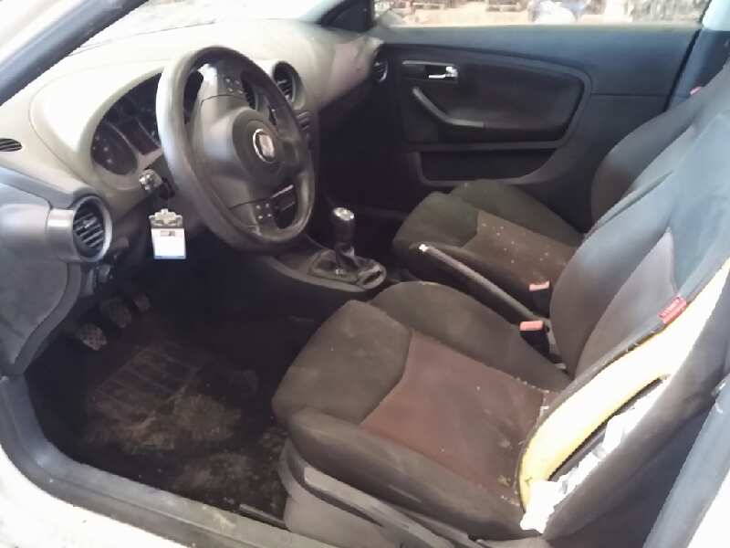 SEAT Ibiza 3 generation (2002-2008) Pravé krídlo zrkadlo 6L1857508AA,6L1857508AA,2222DL 26353299