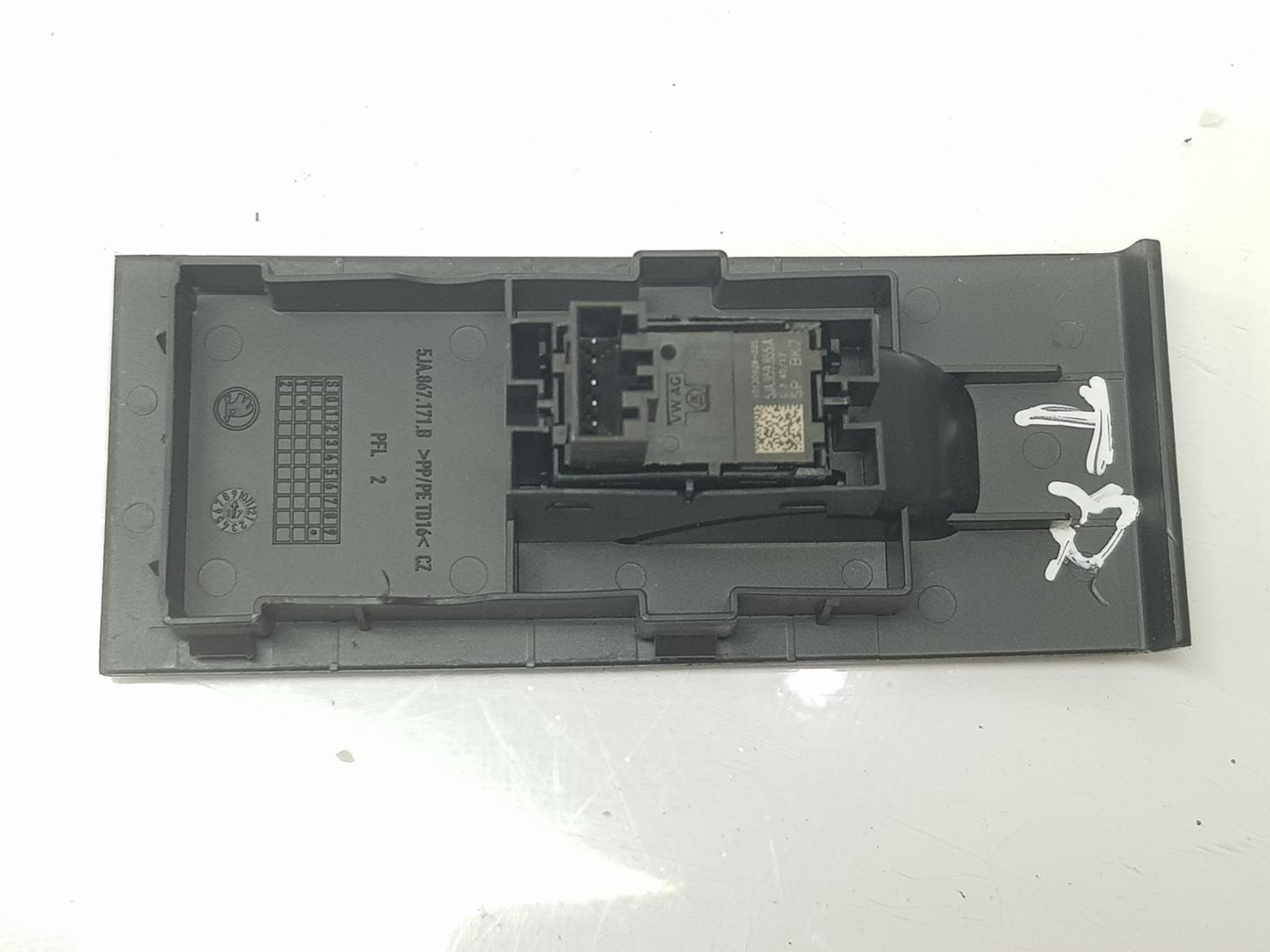 SKODA Rapid 2 generation (1985-2023) Rear Right Door Window Control Switch 5JA959855A, 5JA959855A 19786000