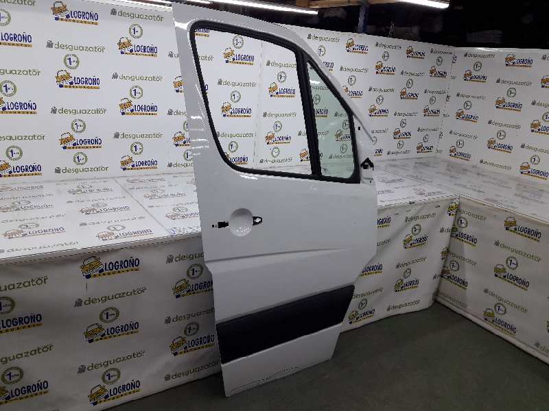 MERCEDES-BENZ Sprinter 2 generation (906) (2006-2018) Передняя правая дверь BLANCA,A9067200105 19608857