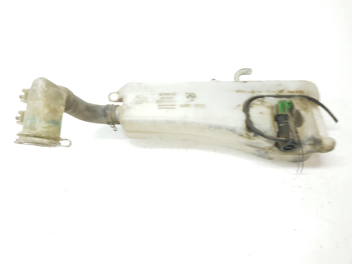 MITSUBISHI Pajero 2 generation (1991-1999) Window Washer Tank MB628750, MB628750, TRASERO 24156181