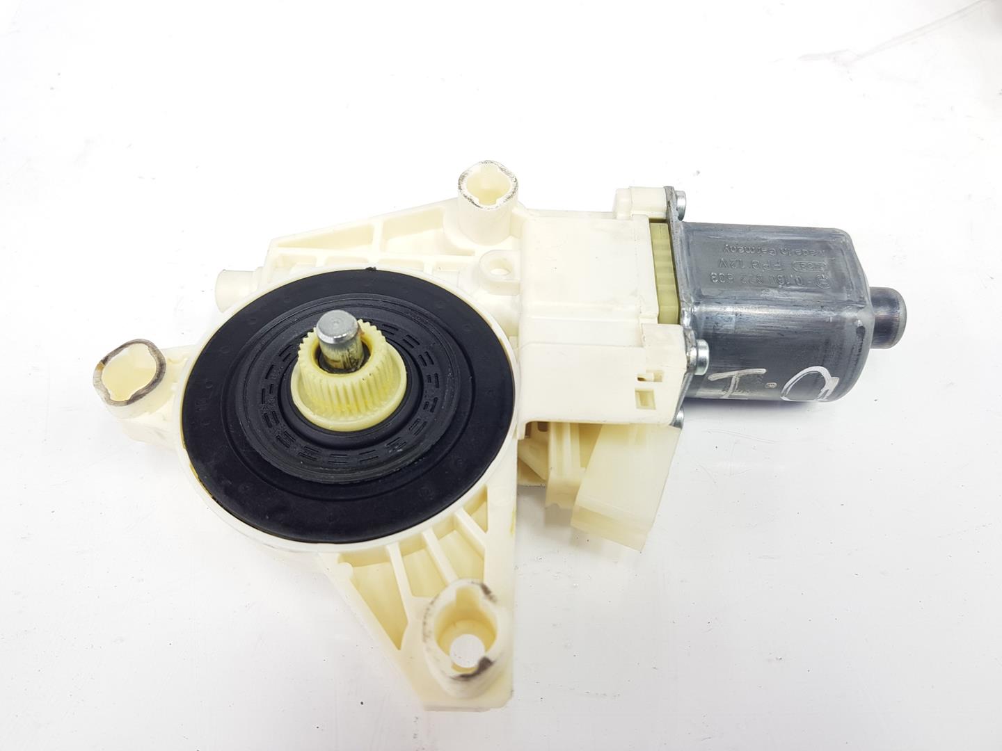 MERCEDES-BENZ C-Class W204/S204/C204 (2004-2015) Front Left Door Window Regulator Motor A2048200142,A2048200142 19888261