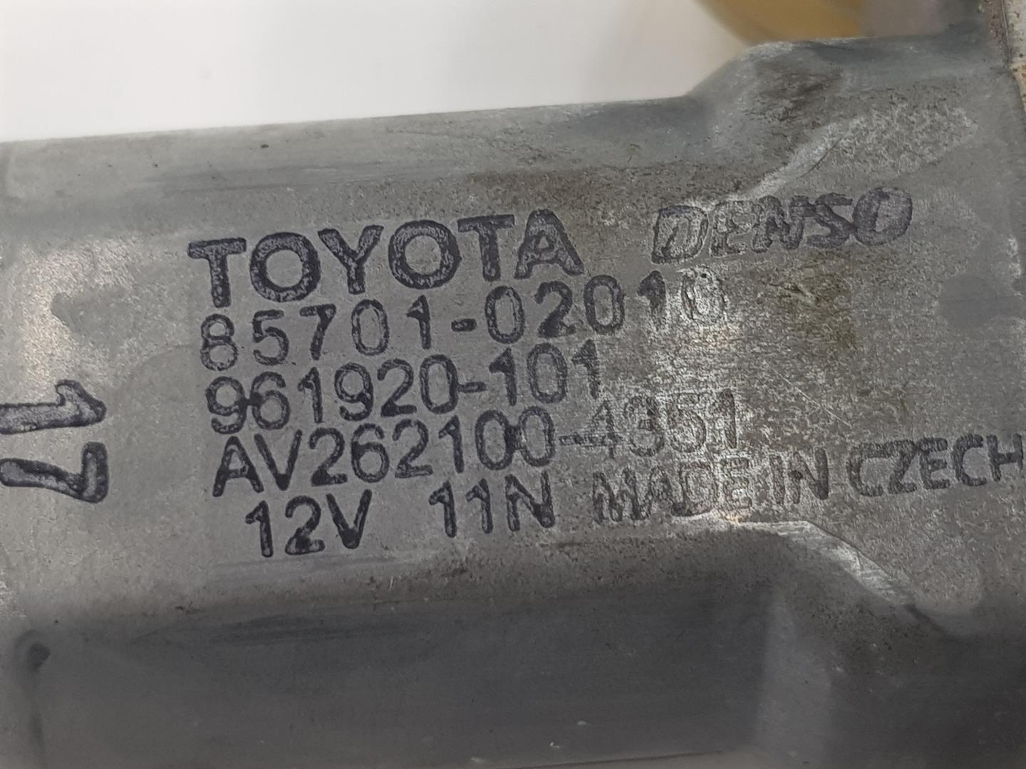 TOYOTA Avensis T27 Jobb első ajtó ablakvezérlő motorja 8570102010, 6981005070 24251911