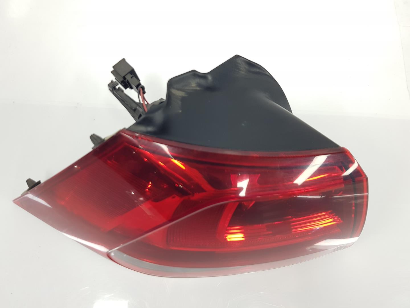 VOLKSWAGEN Variant VII TDI (2014-2024) Rear Left Taillight 5G0945095P,5G0945095P 19869432