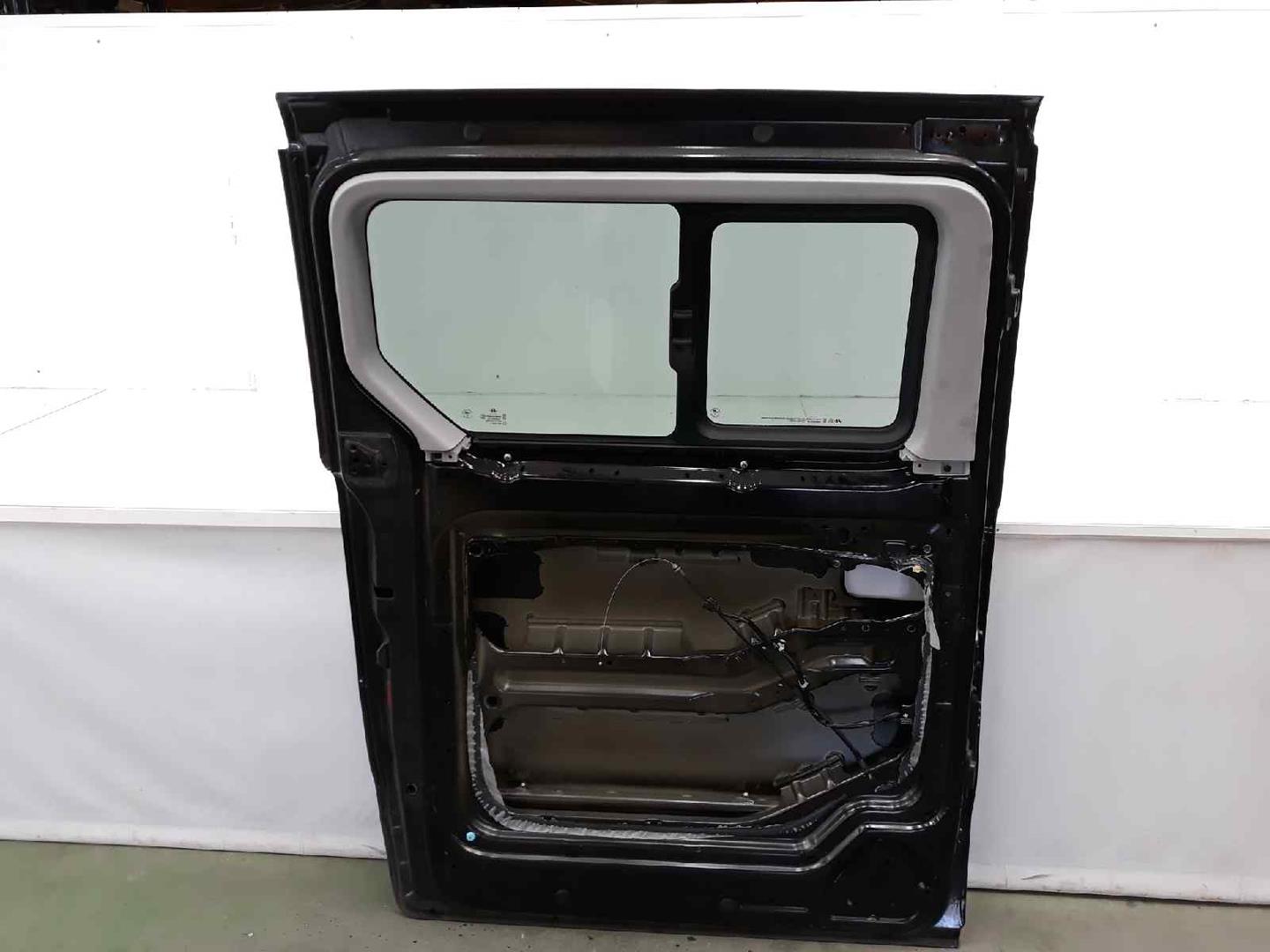 HYUNDAI H-1 Grand Starex (2007-2020) Kreisās puses bīdāmās durvis 770034H070, 770034H070 24549213