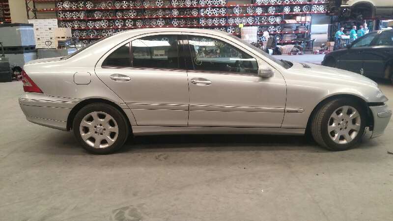 MERCEDES-BENZ C-Class W203/S203/CL203 (2000-2008) Kiti valdymo blokai A2038202285, 2038202285 19762635