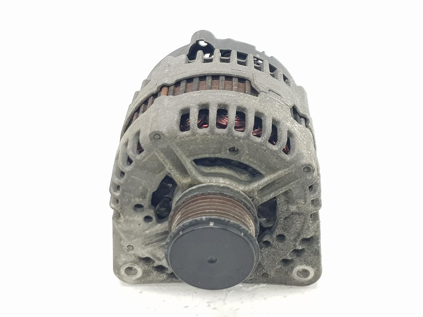 VOLKSWAGEN Passat B6 (2005-2010) Alternator 03G903023,0121715003 19869848