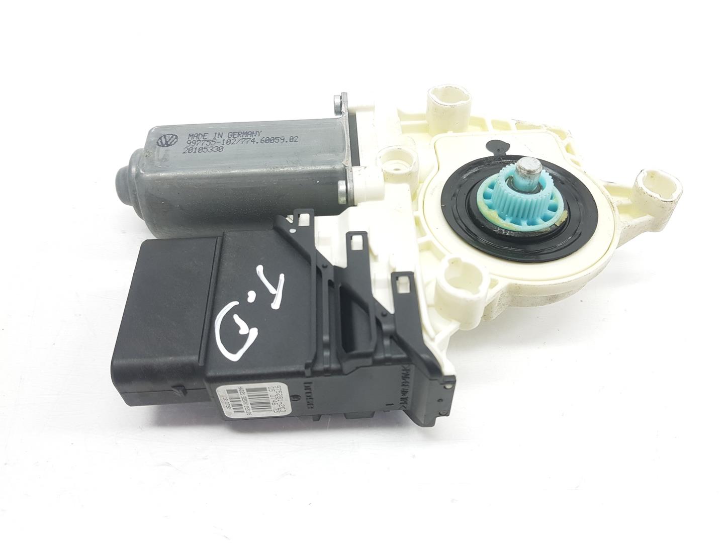 VOLKSWAGEN Passat Variant 1 generation (2010-2024) Motor de control geam ușă  dreapta spate 3C9959704,3C9959704A 21455384