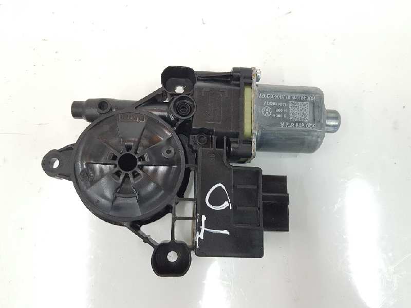 SEAT Leon 3 generation (2012-2020) Rear Right Door Window Control Motor 5Q0959812A,5Q0959812A,2222DL 19675452