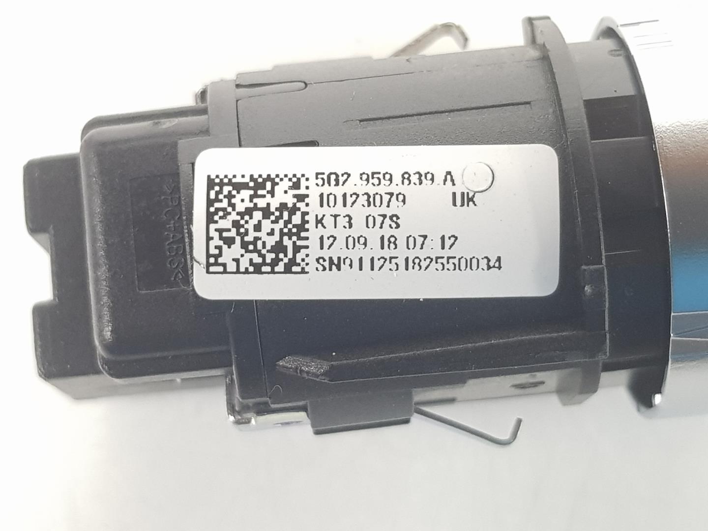 VOLKSWAGEN Golf 7 generation (2012-2024) Bouton d'allumage 5G2959839A,5G2959839A 19840670