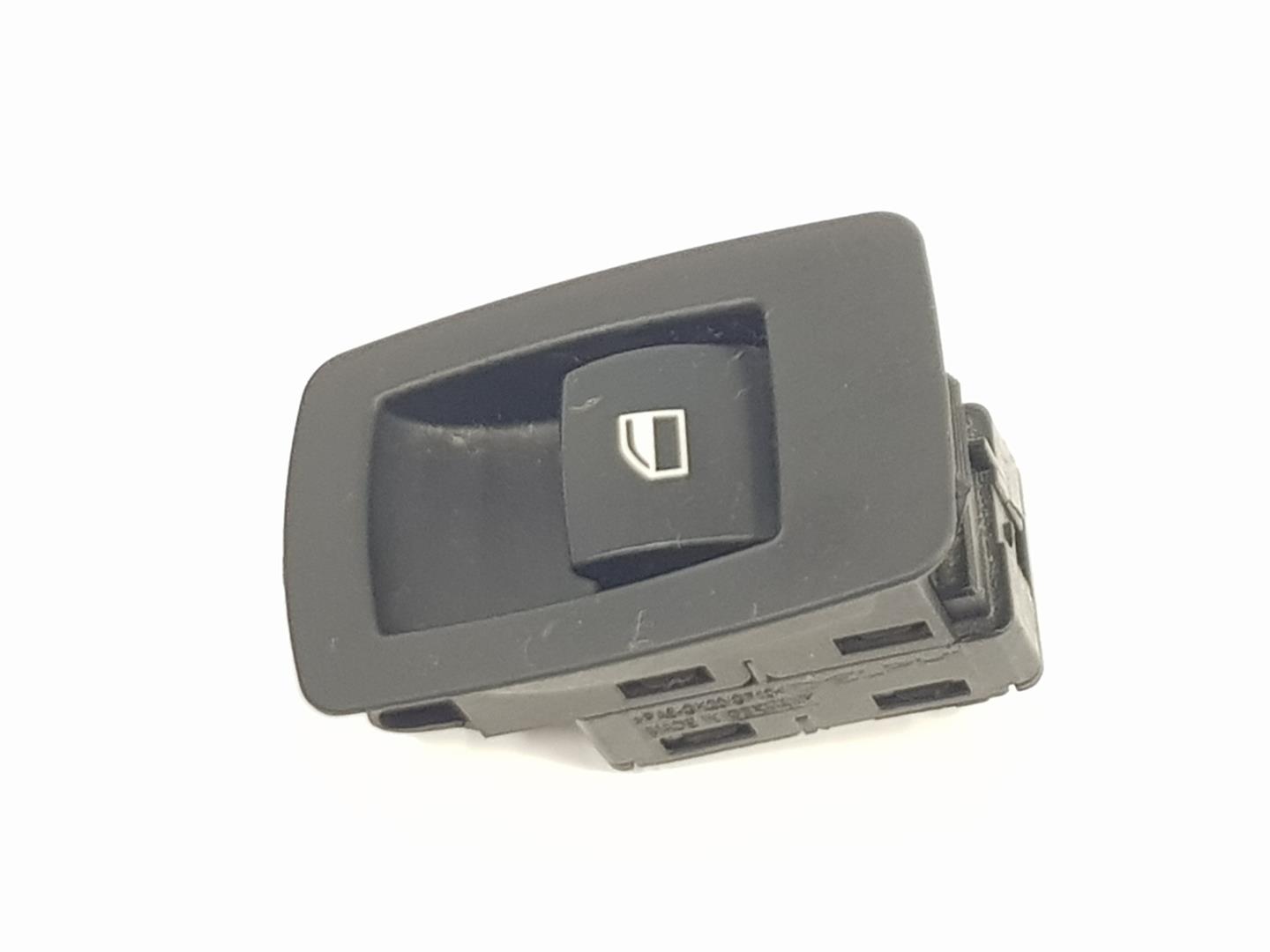 BMW 3 Series E90/E91/E92/E93 (2004-2013) Rear Right Door Window Control Switch 61316945874, 6945874 19931398