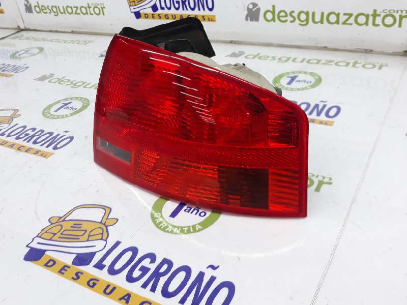 AUDI A4 B6/8E (2000-2005) Фонарь задний правый 8E5945096 23778121