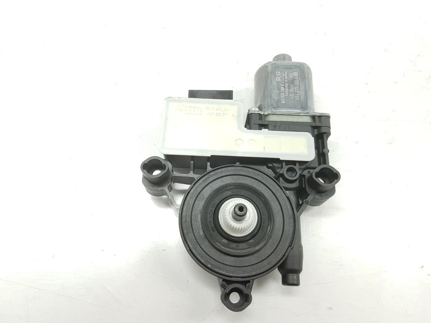 SEAT Ateca 1 generation (2016-2024) Rear Right Door Window Control Motor 5Q0959408E, 5Q0959408E, SOLAMENTEELMOTOR 19927463