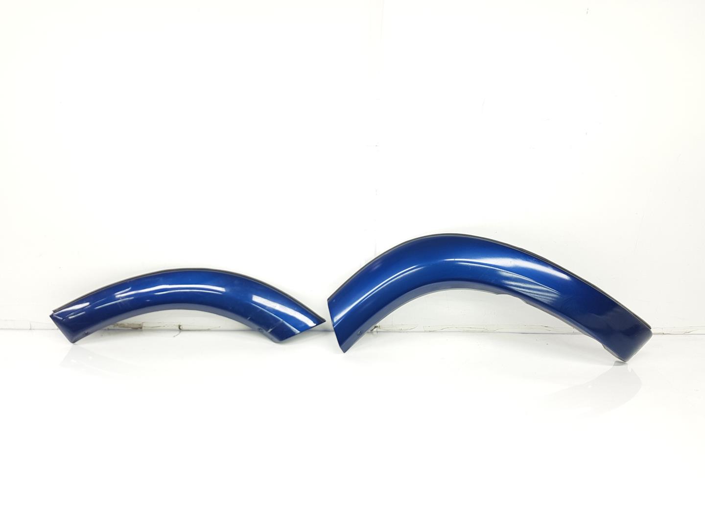 TOYOTA RAV4 2 generation (XA20) (2000-2006) Rear Left Fender Molding 7561242080J0, 5211342050J0, COLORAZUL8M6 19920799