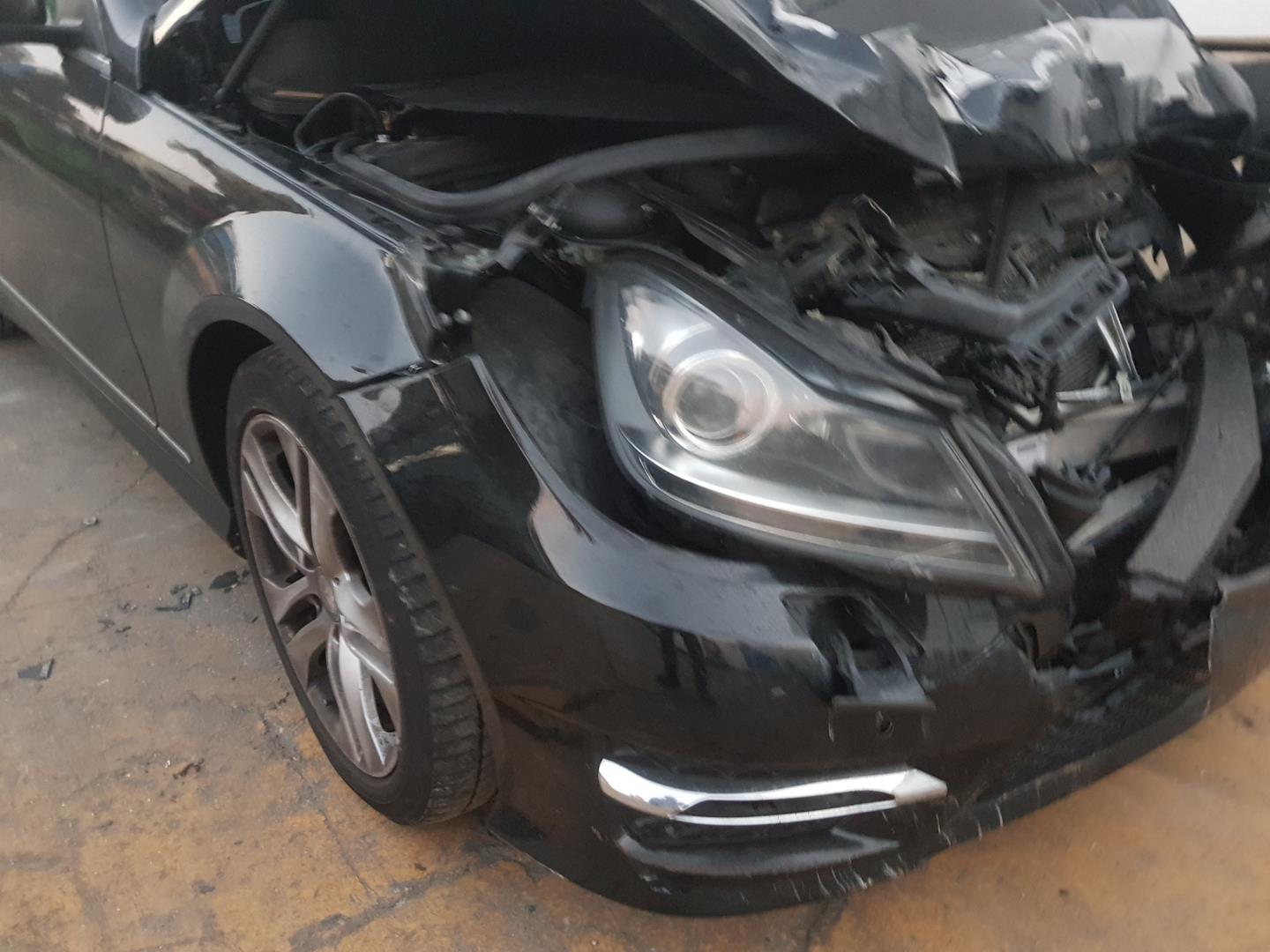 MERCEDES-BENZ C-Class W204/S204/C204 (2004-2015) Rezerves ritenis A2044000302,2044000302 19788938