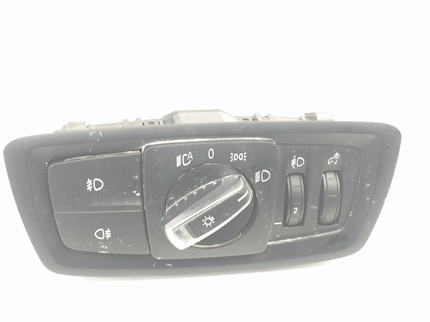 BMW 1 Series F20/F21 (2011-2020) Headlight Switch Control Unit 6847526, 61316847526 24245517