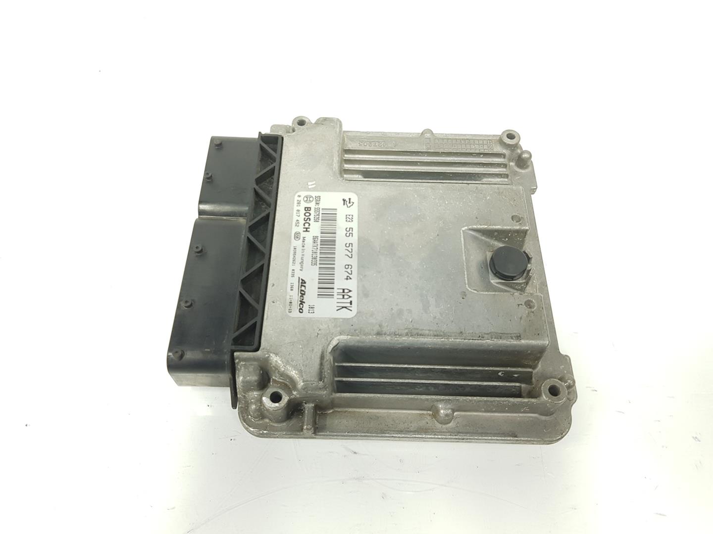 OPEL Astra J (2009-2020) Engine Control Unit ECU 55577674,55577674 19768101