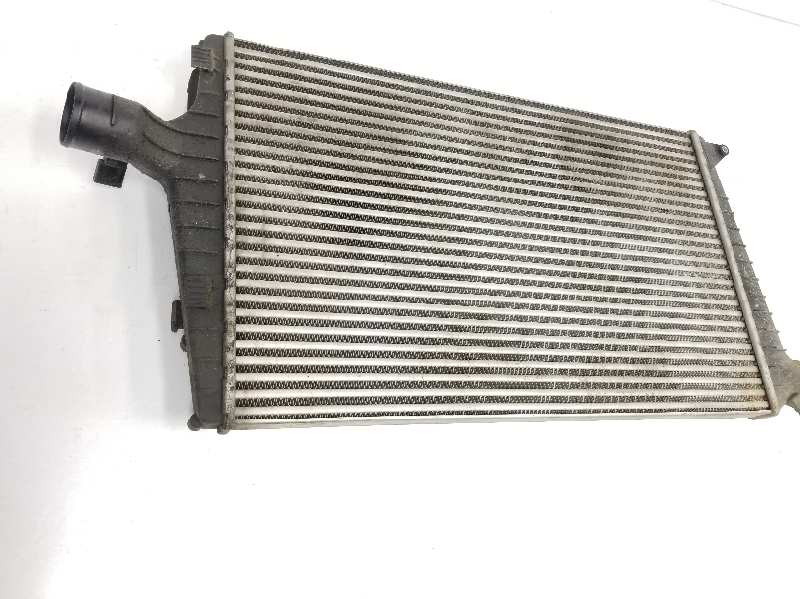 AUDI A6 C5/4B (1997-2004) Intercooler Kylare 4B0145805F, 4B0145805F 19712404