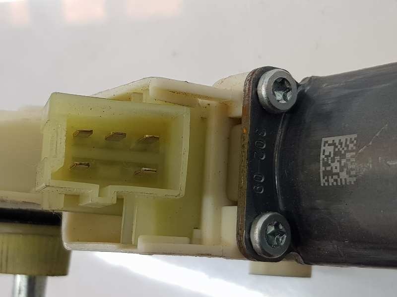 MERCEDES-BENZ GLK-Class X204 (2008-2015) Front Right Door Window Control Motor A2048200242,971218100,0130822502 19661175