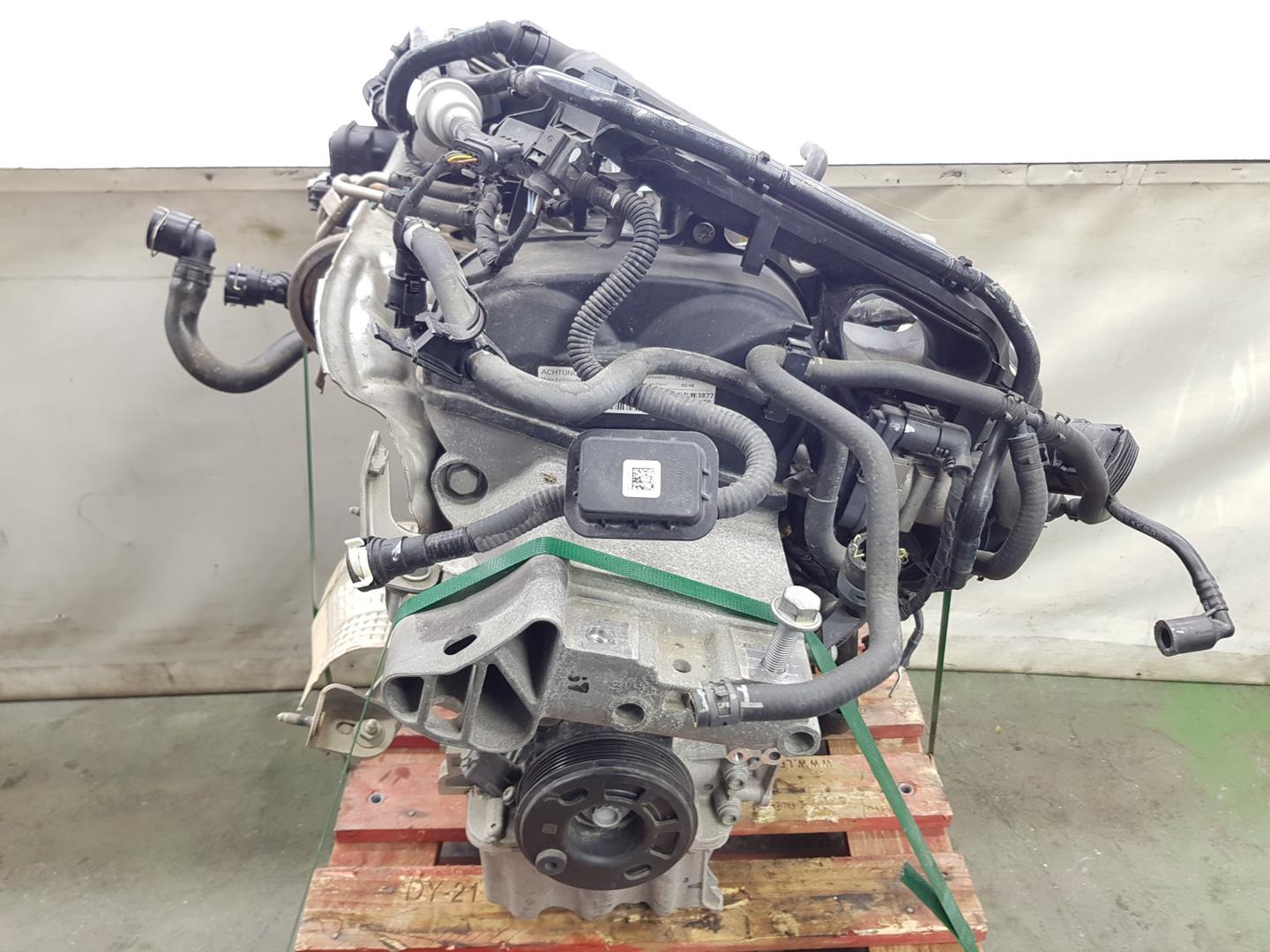AUDI Q2 1 generation (2016-2024) Engine DKRF, 04C100033K 23805144