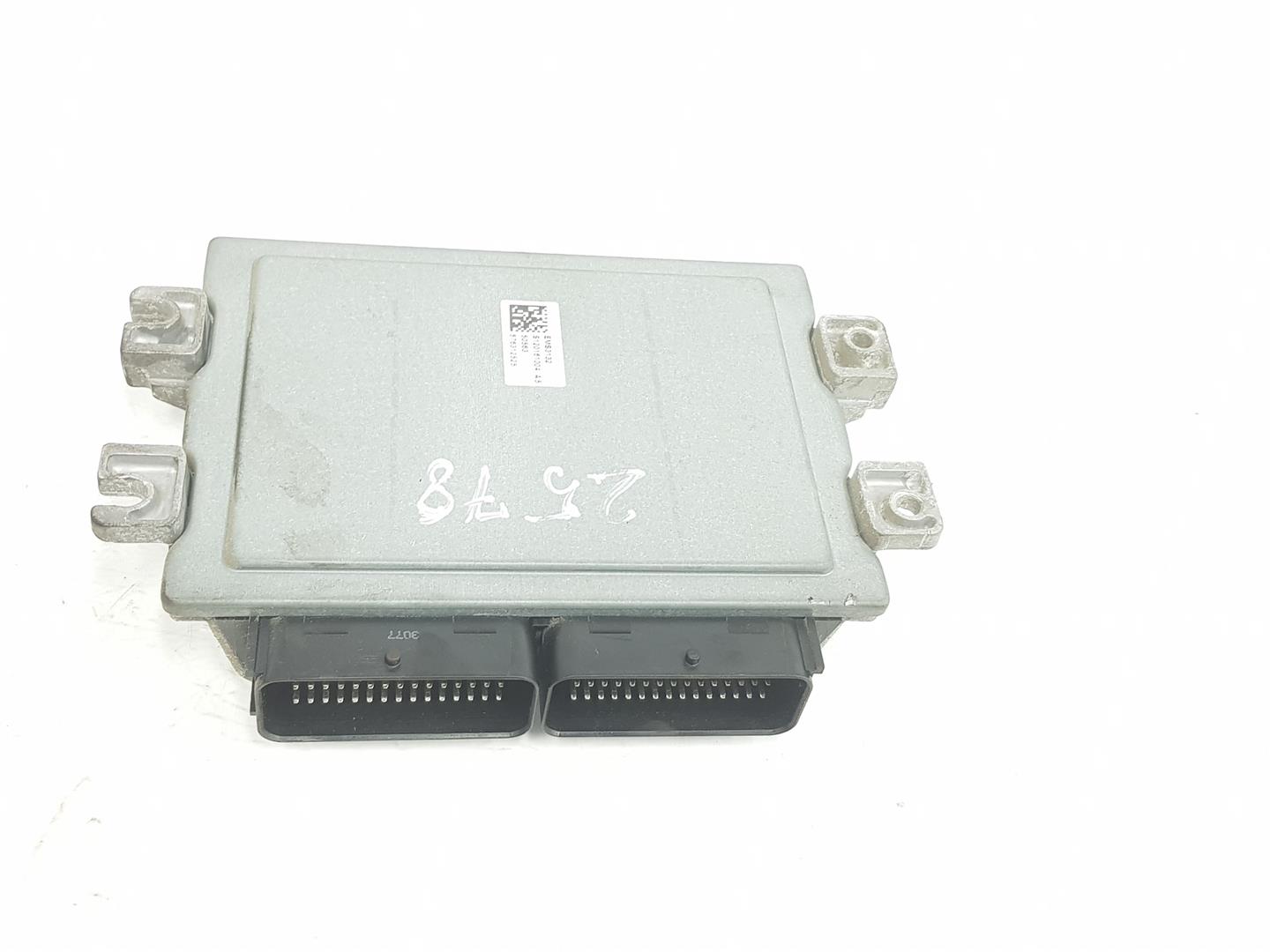 DACIA Logan 1 generation (2004-2012) Блок керування двигуном ECU 8200483732,8200483732 19649502