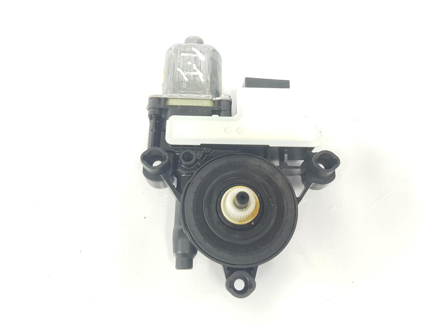 SEAT Alhambra 2 generation (2010-2021) Aizmugurējo kreiso durvju loga pacēlāja motorīts 5Q0959407D, 5Q0959407D, SOLOMOTOR 19817869