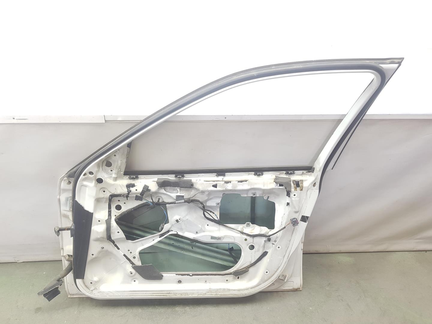 BMW 3 Series E46 (1997-2006) Front Right Door 41517034152,41517034152,BLANCO300 19618964