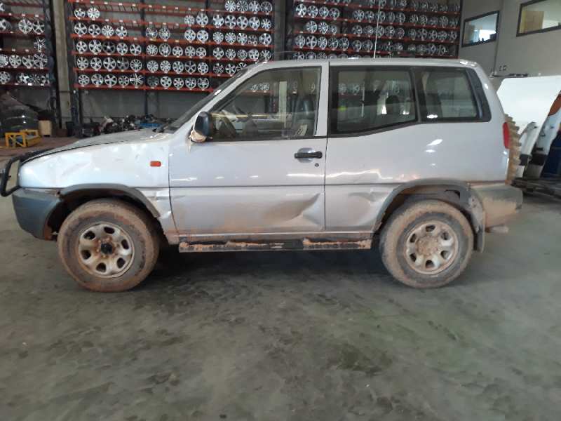 FORD Terrano 2 generation (1993-2006) Передняя правая дверь 801000F030, 801000F030, COLORGRIS 19810083