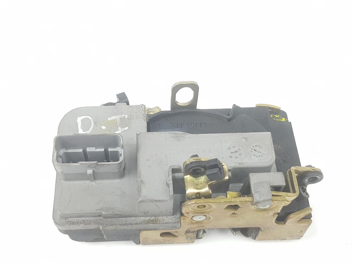 PEUGEOT 206 1 generation (1998-2009) Front Left Door Lock 9135H3,9135H3 24699883