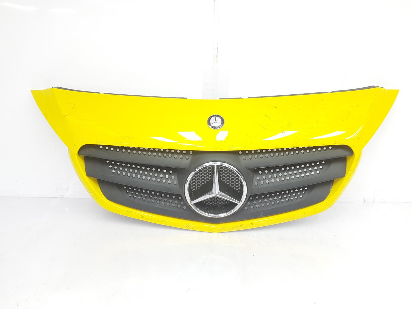 MERCEDES-BENZ Citan W415 (2012-2021) Решетка радиатора A4158880023, 623100373R, COLORAMARILLO2222DL 19824663