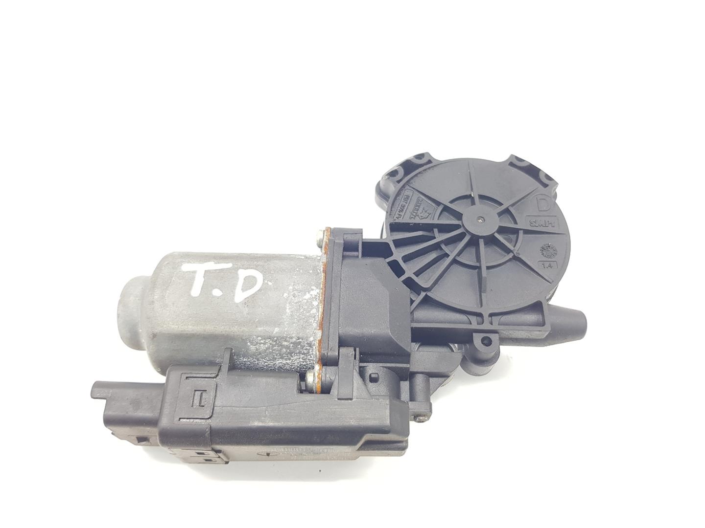 RENAULT Scenic 2 generation (2003-2010) Moteur de commande de vitre de porte arrière droite 8201010934,8201010934 24215917