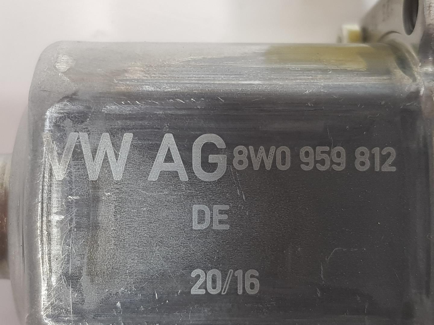 AUDI A4 B9/8W (2015-2024) Moteur de commande de vitre de porte arrière droite 8W0959812,8W0959812,2222DL 24190148