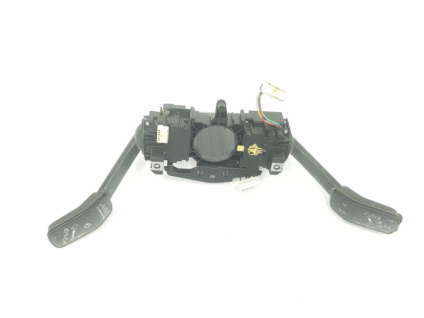 SEAT Leon 3 generation (2012-2020) Steering wheel buttons / switches 5Q0953513R, 5Q0953507AC 23799305