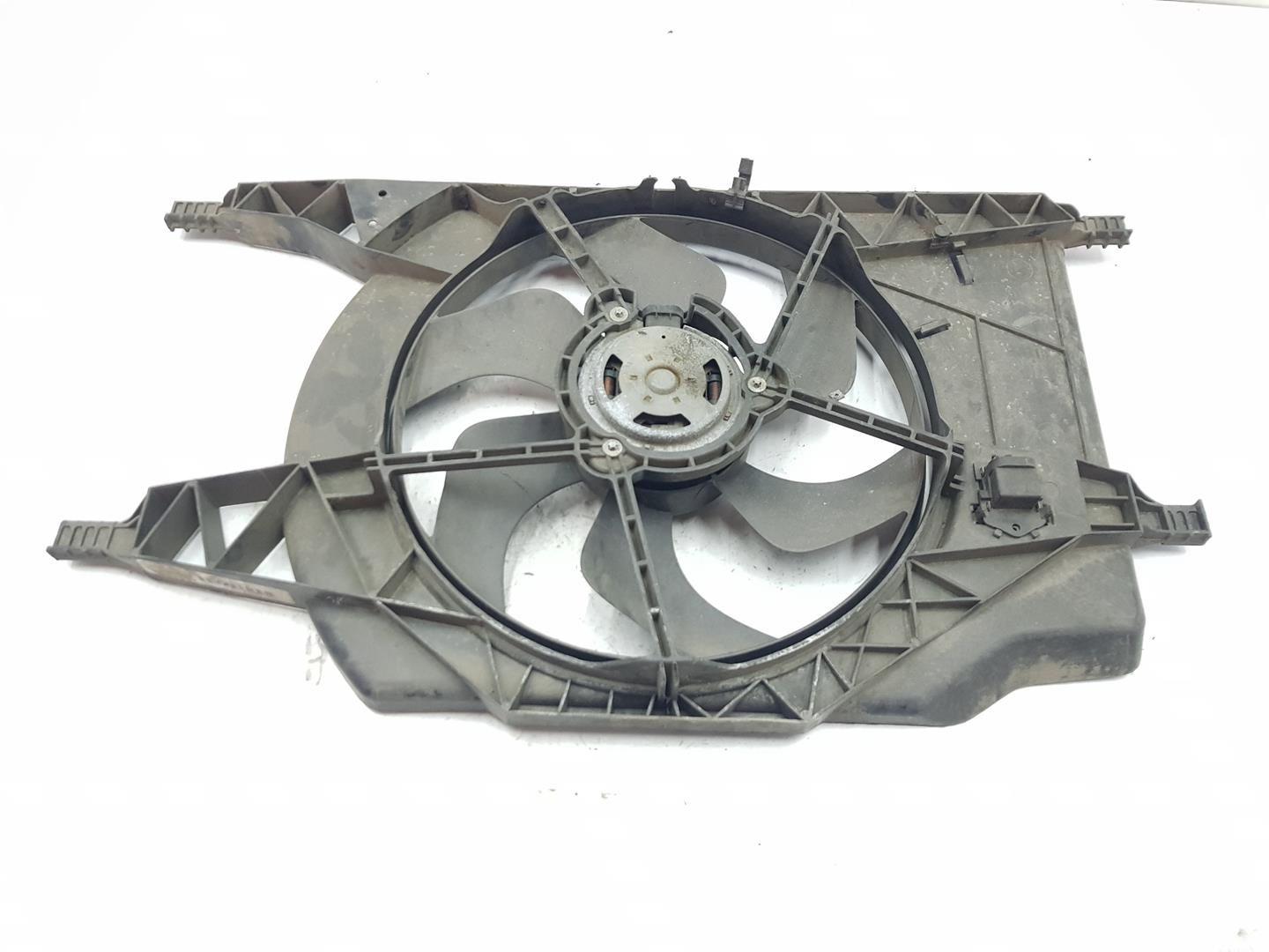 RENAULT Laguna 2 generation (2001-2007) Diffuser Fan 8200025635, 8200025635 19806893