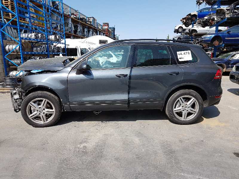 VOLKSWAGEN Touareg 2 generation (2010-2018) Forreste højre dør udvendigt håndtag 7P6837206H, 7P6837206H, GRISOSCURO 19638022