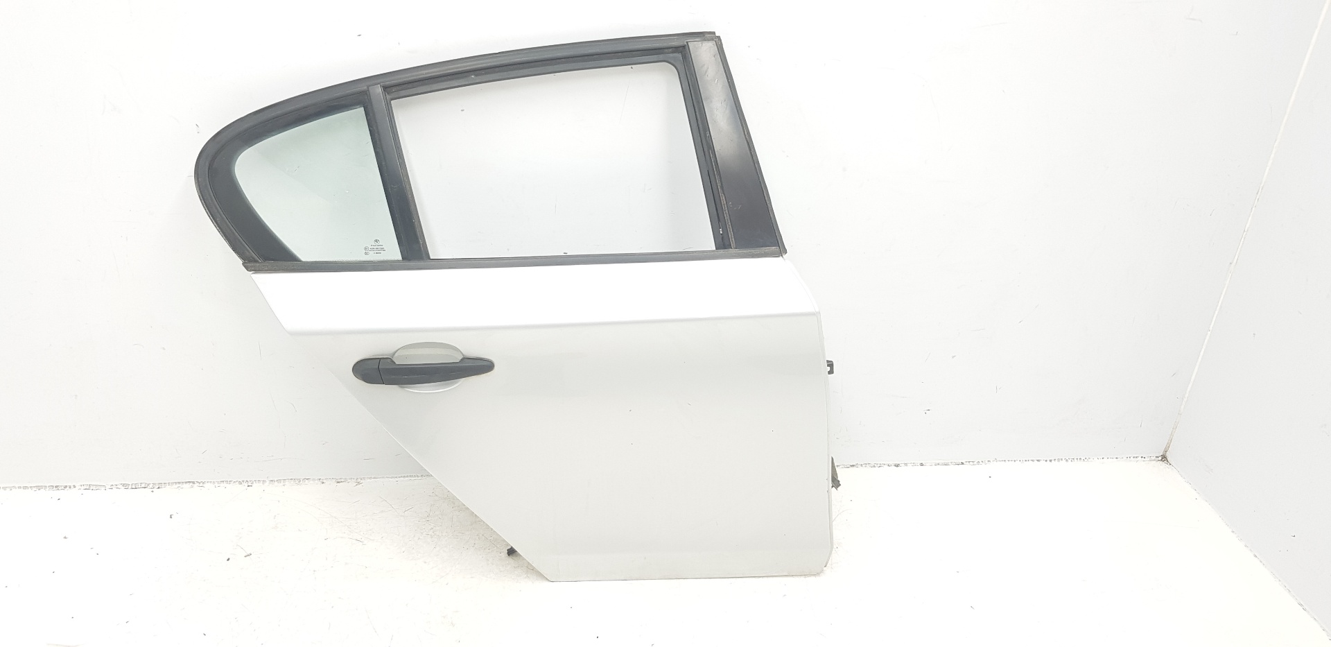 BMW 1 Series E81/E82/E87/E88 (2004-2013) Rear Right Door 41527191018 19887005