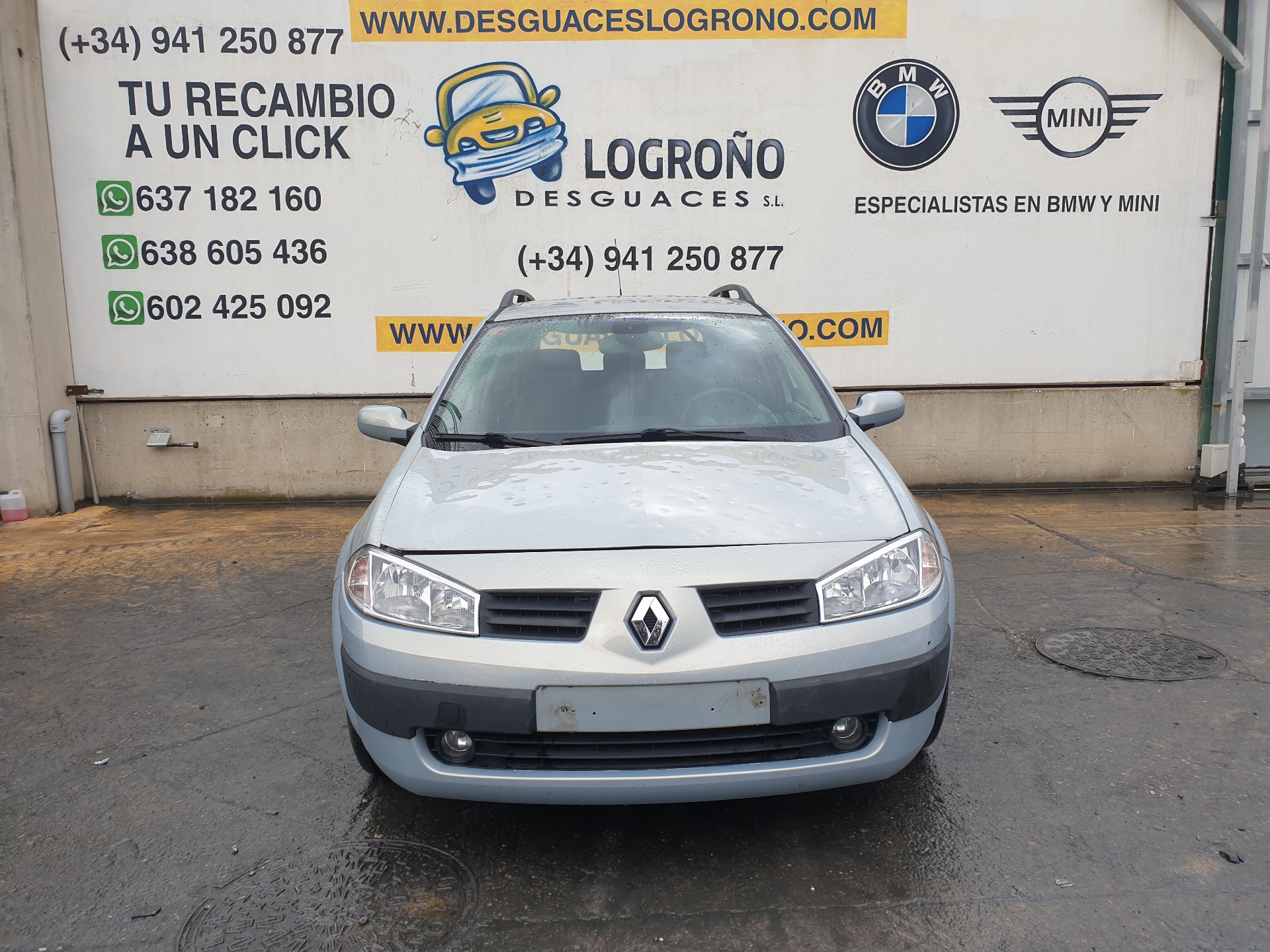 RENAULT Megane 3 generation (2008-2020) Galinių kairių durų stiklo pakelėjas 8201010924,8201010924 24244085