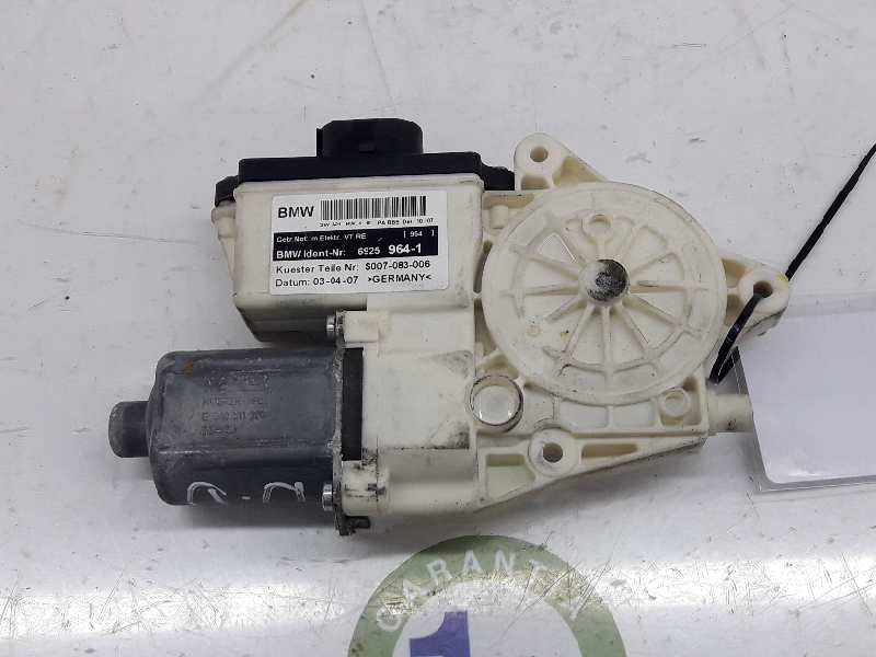 BMW X3 E83 (2003-2010) Moteur de commande de vitre de porte avant droite 6925964, 67626925964 19649235