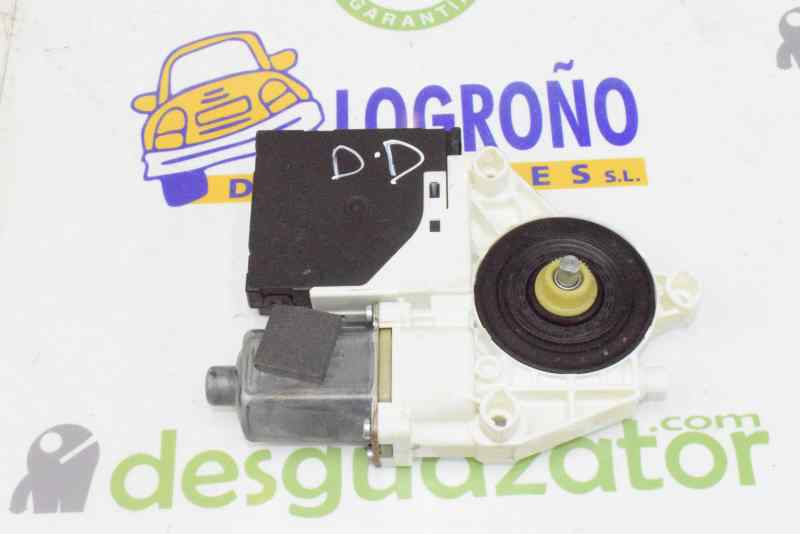 AUDI A2 8Z (1999-2005) Front Right Door Window Control Motor 8P0959802G, 8P0959802H 19605498