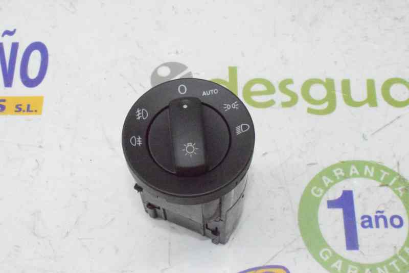 SEAT Exeo 1 generation (2009-2012) Unitate de control comutator faruri 8E0941531D, 8E0941531D 19606319