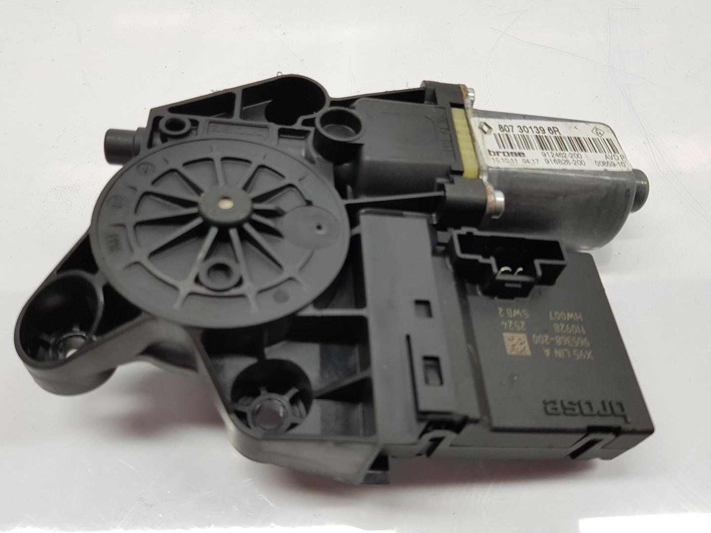 RENAULT Megane 3 generation (2008-2020) Motor de control geam ușă dreapta față 807301396R, 807301396R 22933422