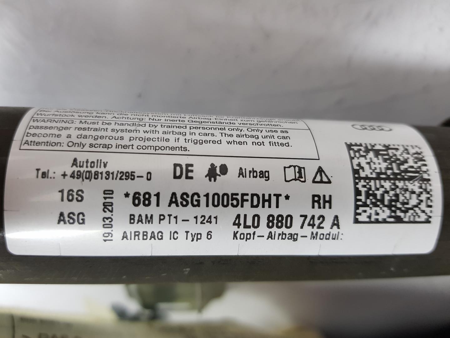 AUDI Q7 4L (2005-2015) Подушка безопасности потолка правая 4L0880742A, 4L0880742A 23093607