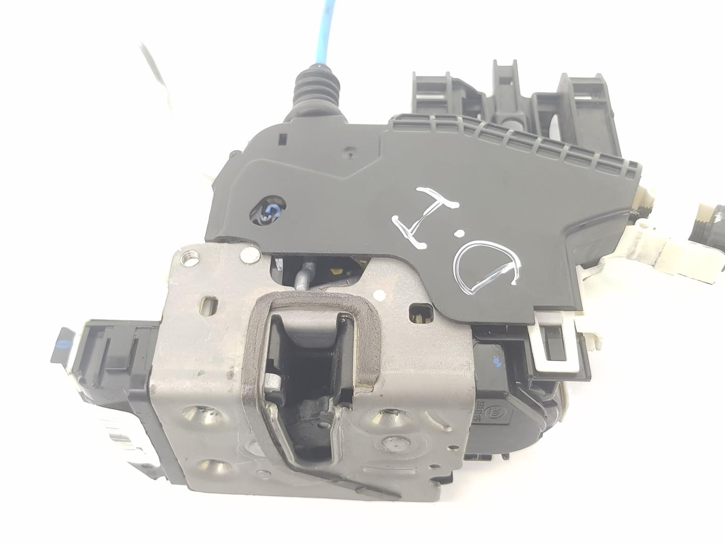 MERCEDES-BENZ CLA-Class C117 (2013-2016) Front Left Door Lock A0997201901, A1667200135 19901651