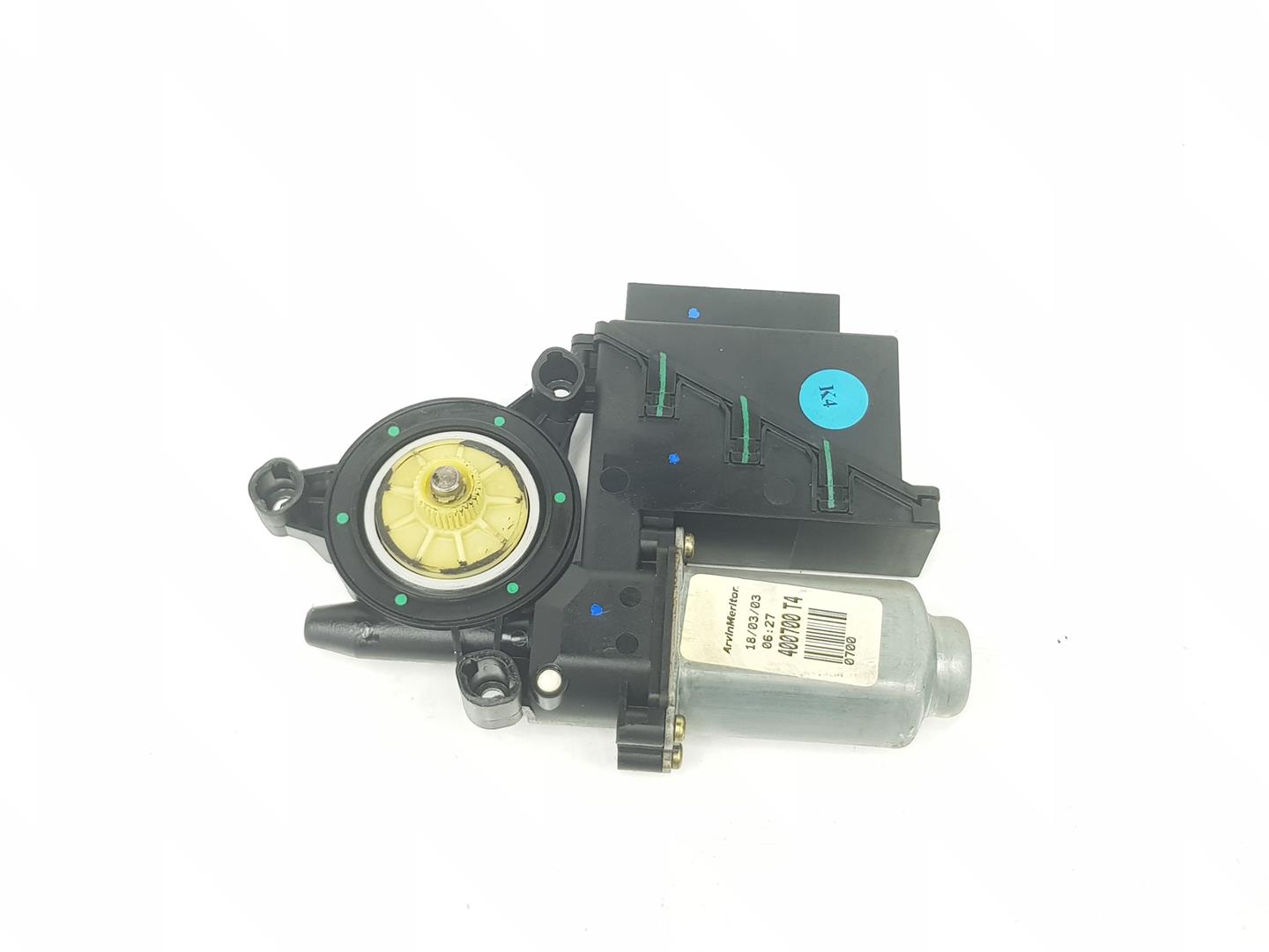 VOLKSWAGEN Polo 4 generation (2001-2009) Moteur de commande de vitre de porte avant droite 6Q2959801A,6Q2959801A 24215624