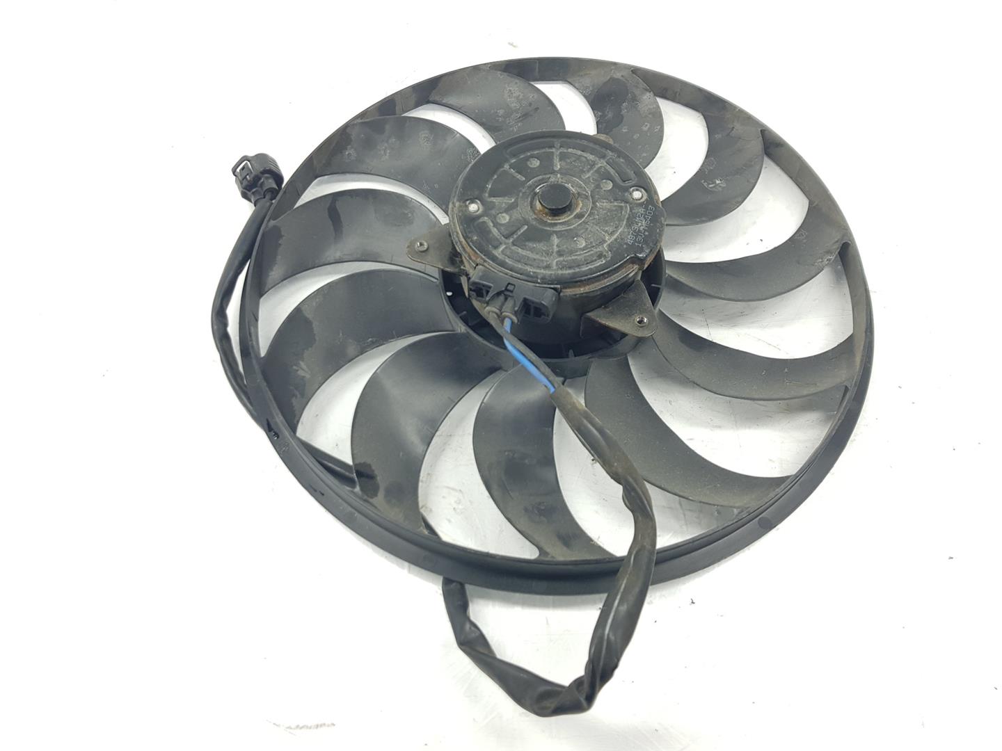 NISSAN Leaf 1 generation (2010-2017) Diffuser Fan 214813NL1B, 214813NL1B, MATERIALNUEVO 19856650