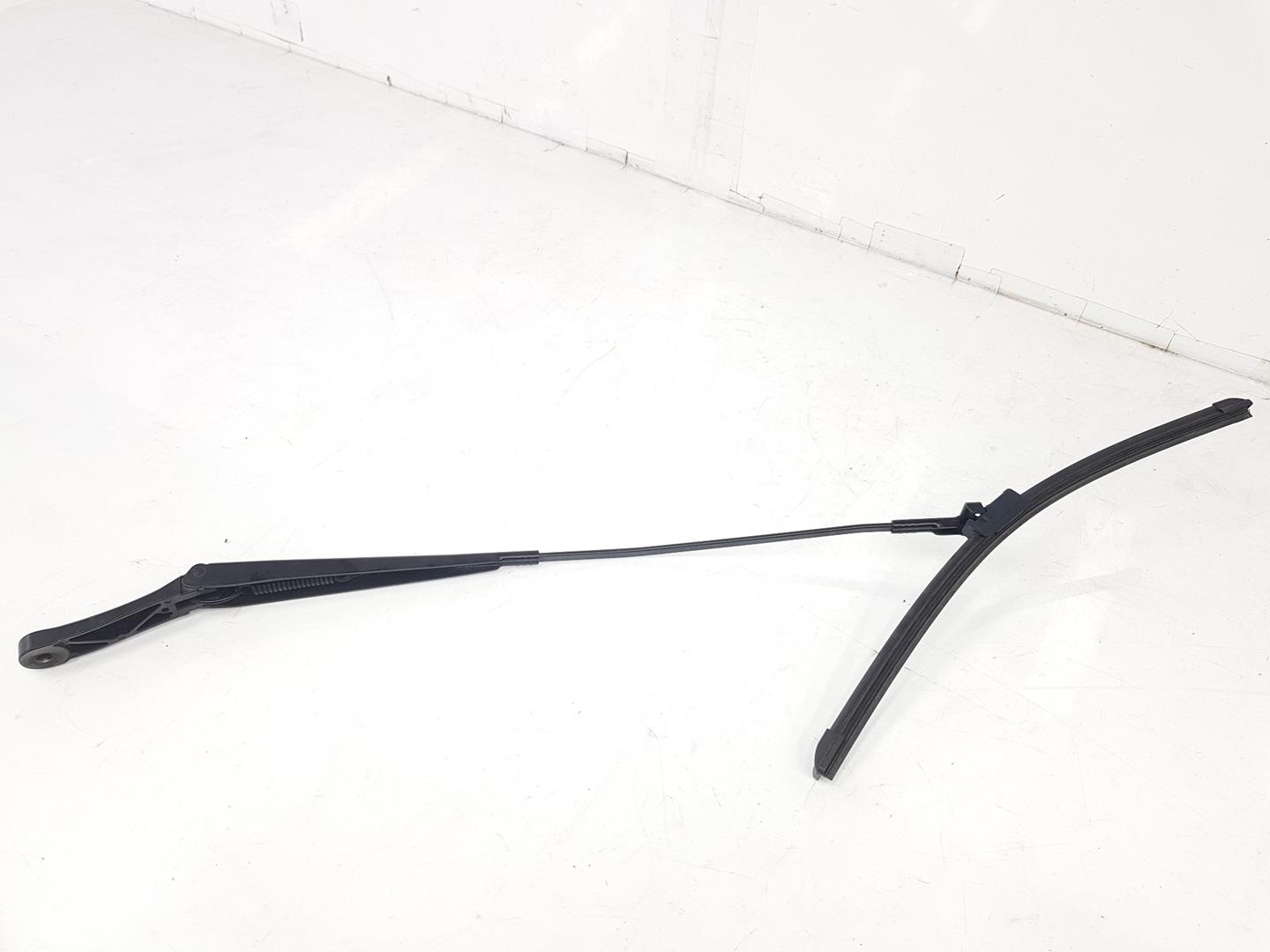 AUDI A2 8Z (1999-2005) Front Wiper Arms 8P1955410A 19936379