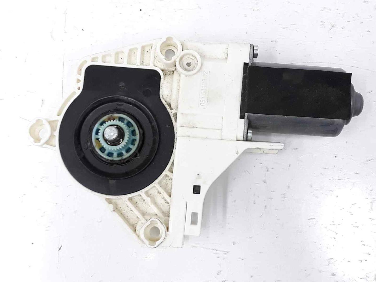 AUDI A4 B8/8K (2011-2016) Motor regulator geam ușă stânga față 8T0959801B, 1036965576250, 8T0959801B 19627739